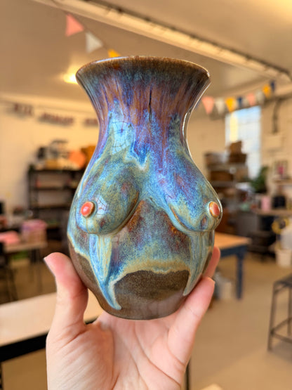 Handmade Curvy Vase