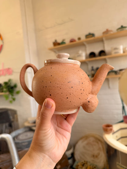 Tosspot Teapot - Nude